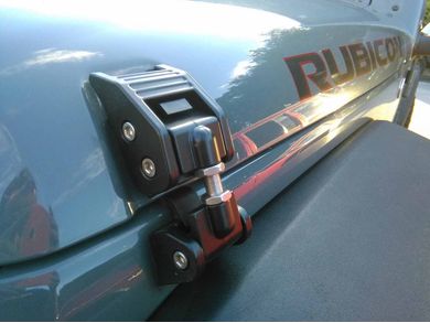 XHD Aluminum Hood Catches | Rugged Ridge